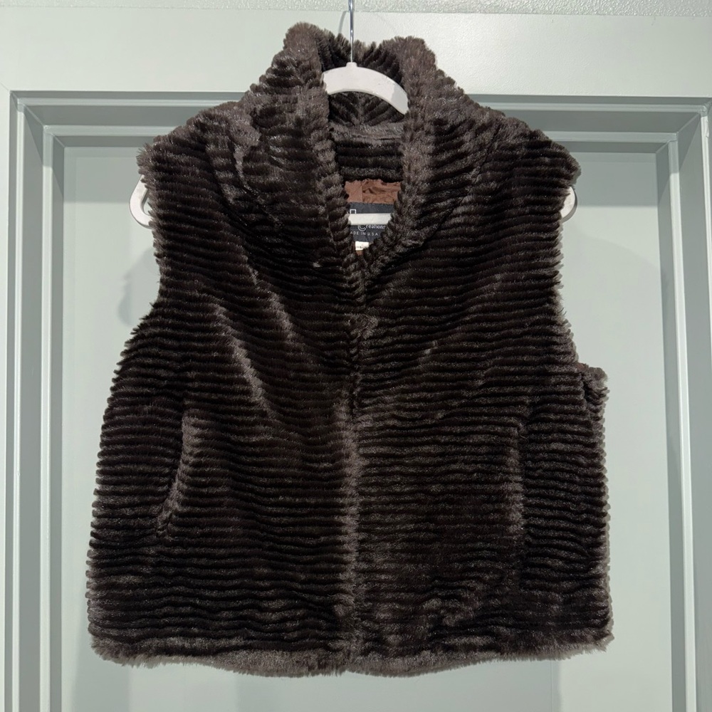 Vintage Nana Creations Faux Fur Vest L Brown Texture Persian Lamb Look- madeUSA